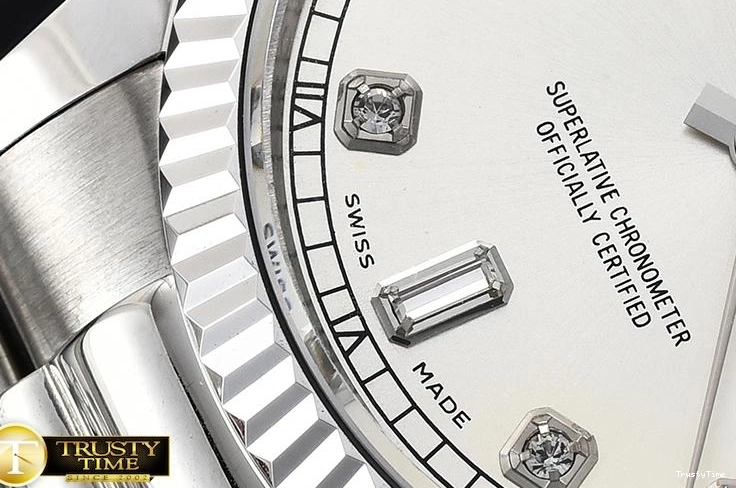 0301 RDD0214C – DayDate 36mm Classic 685